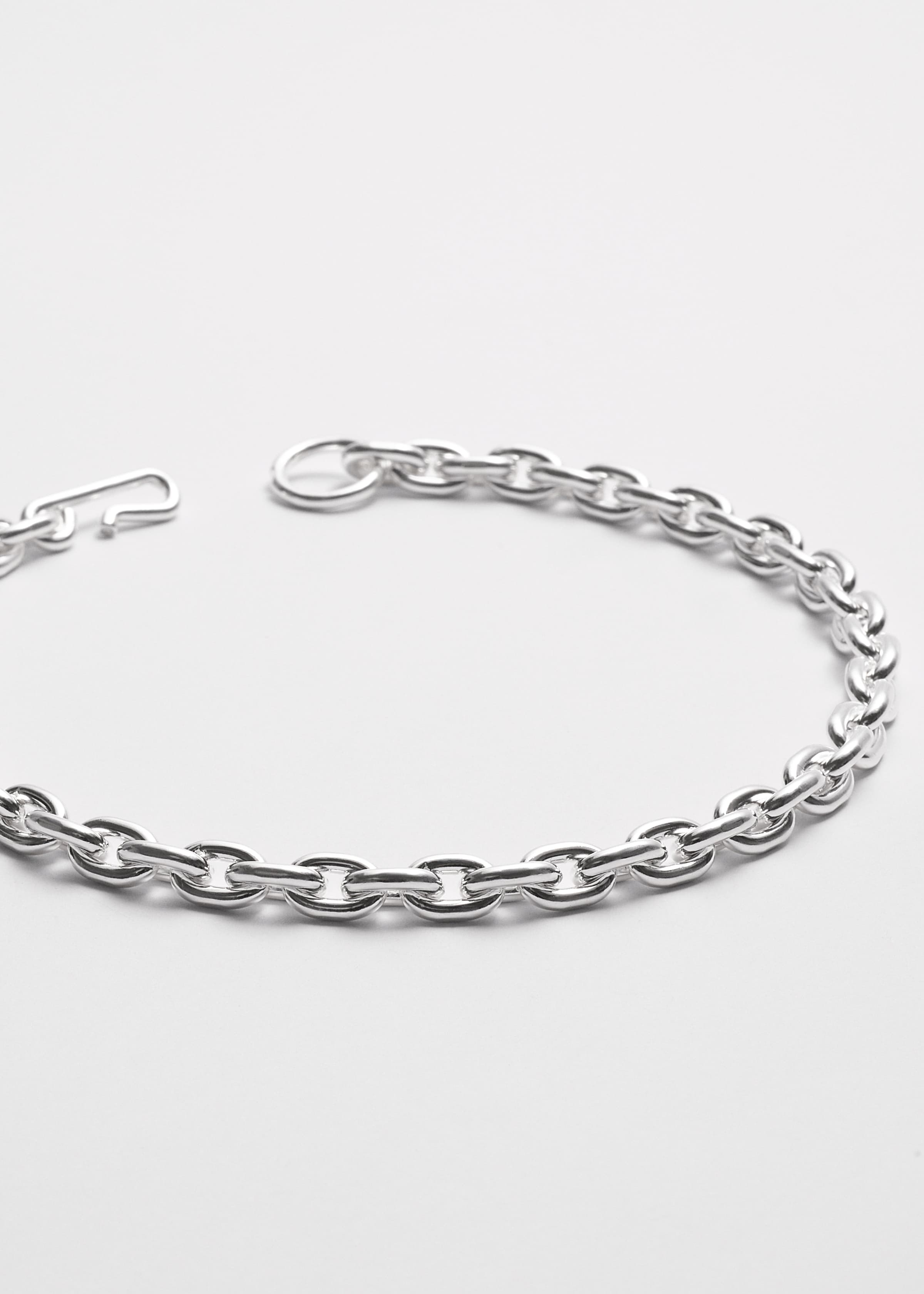 Standard necklace thick