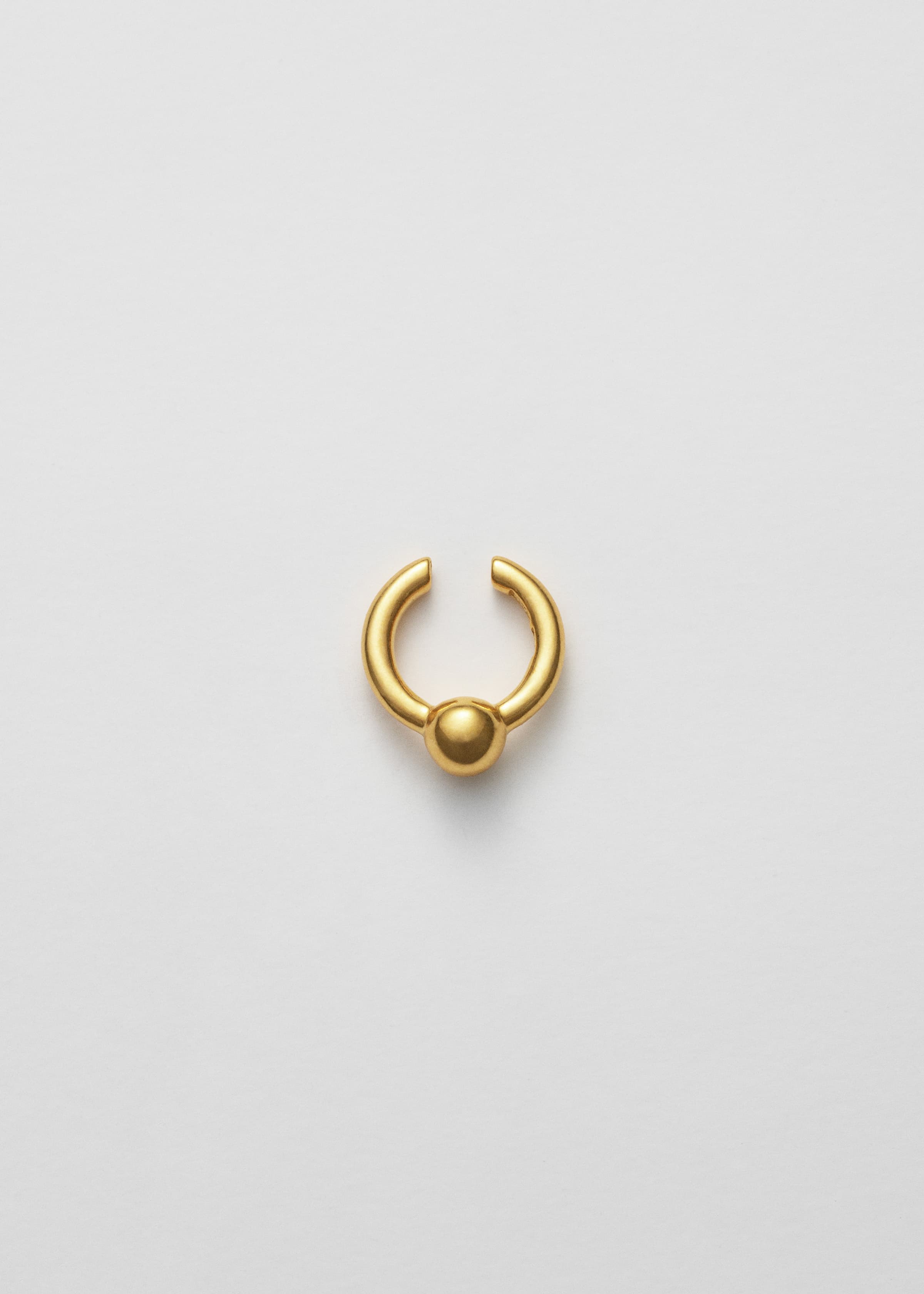 Pearl ear cuff