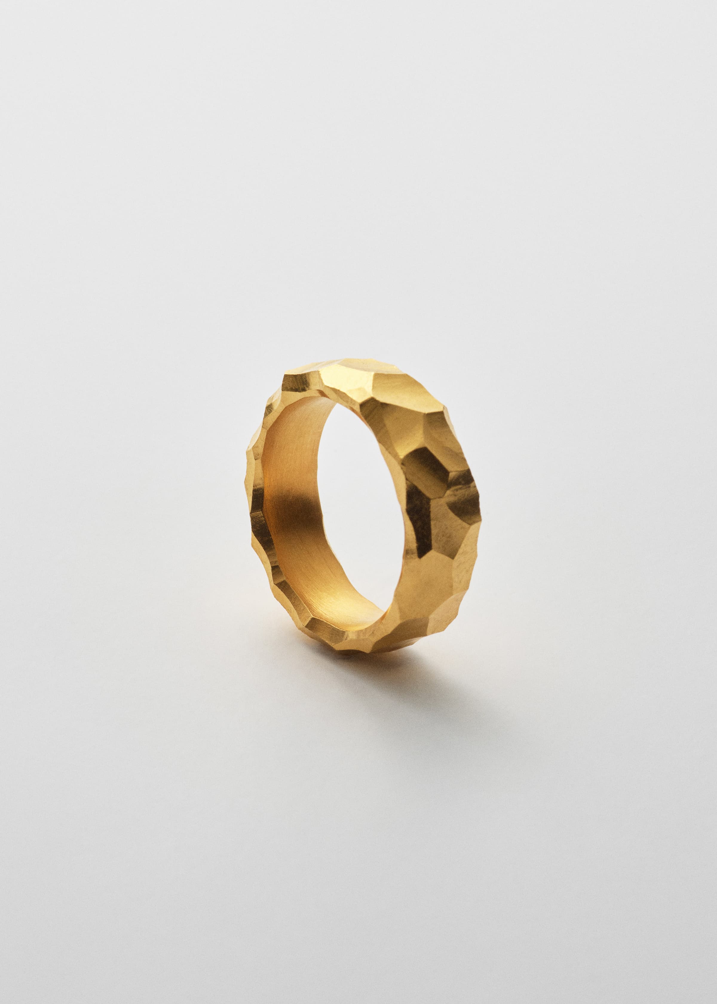 Tire ring