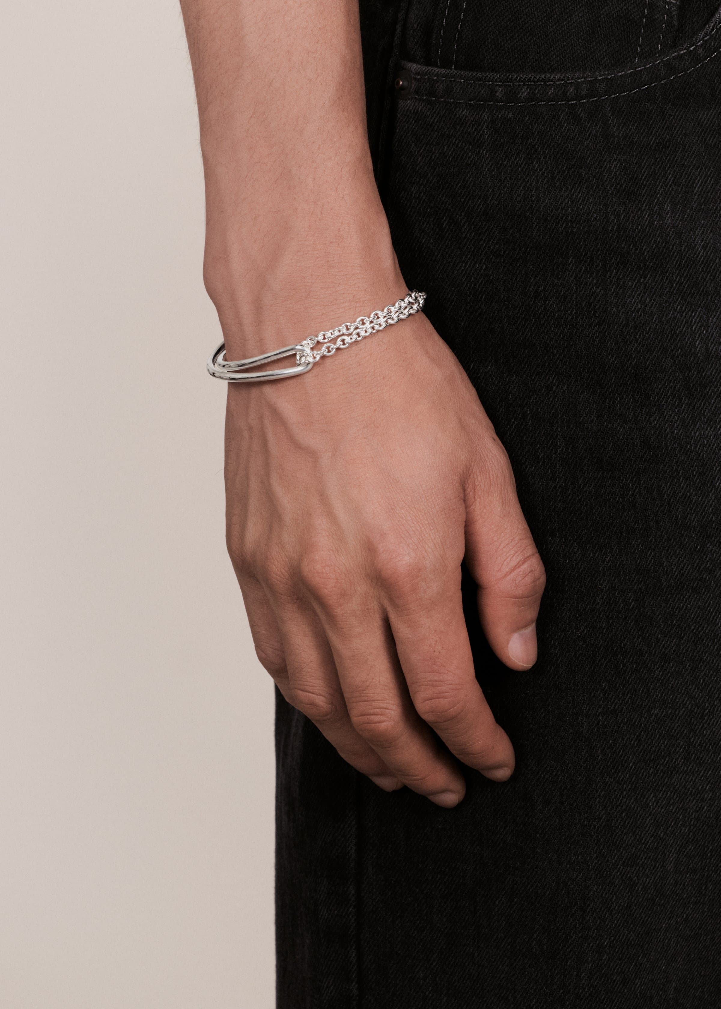 Pinch bracelet chain