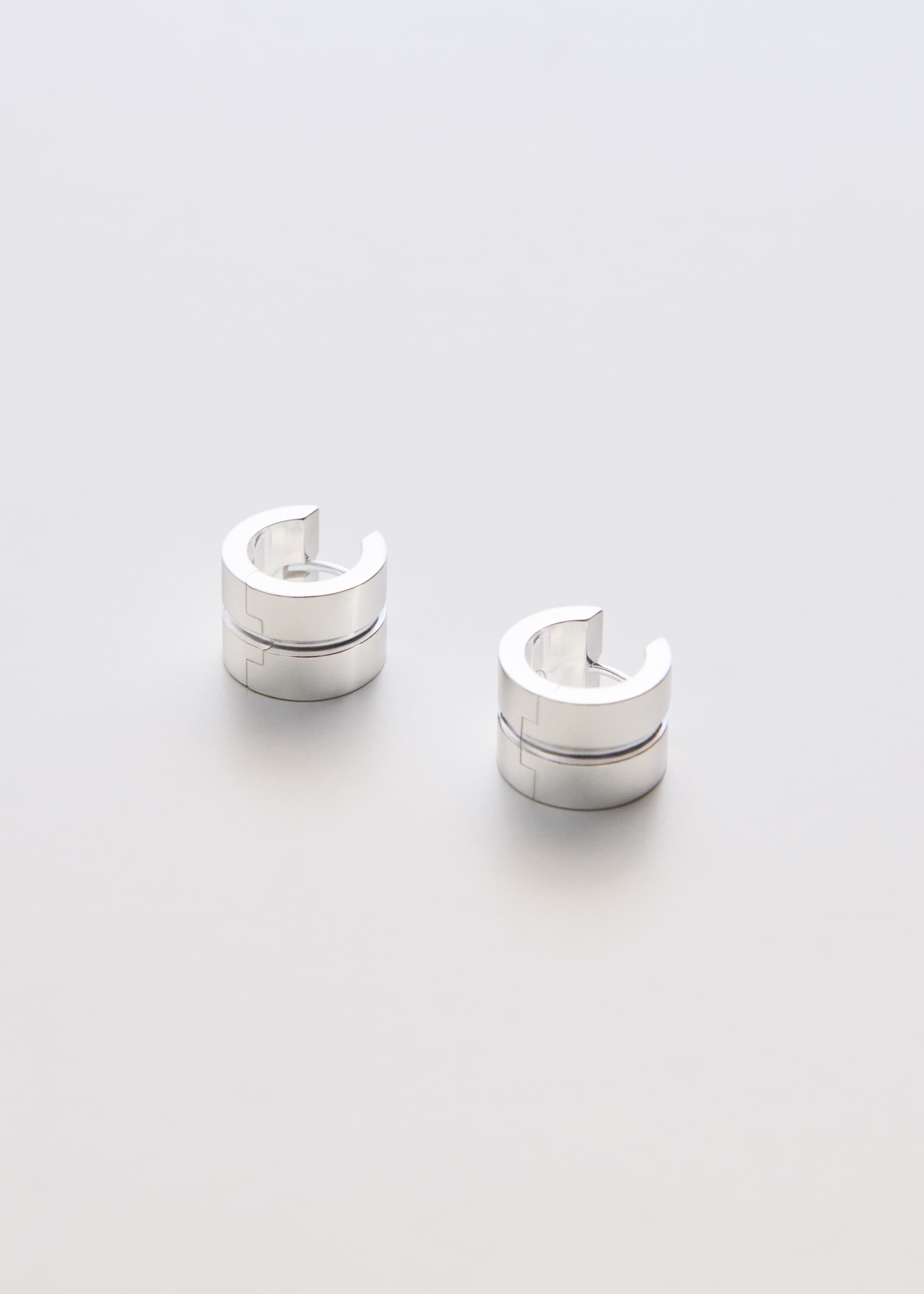 Line earrings
