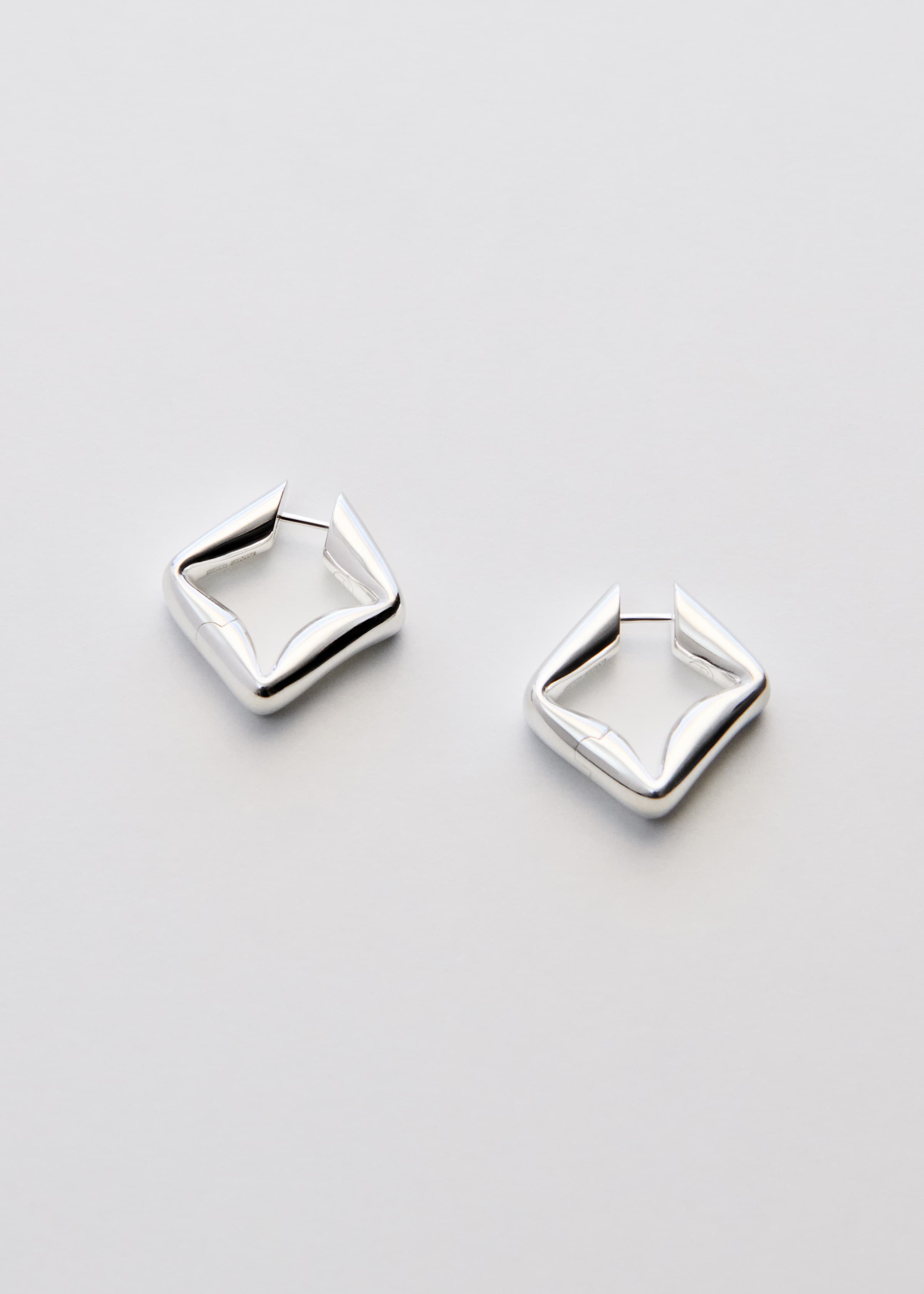 Straw earrings large