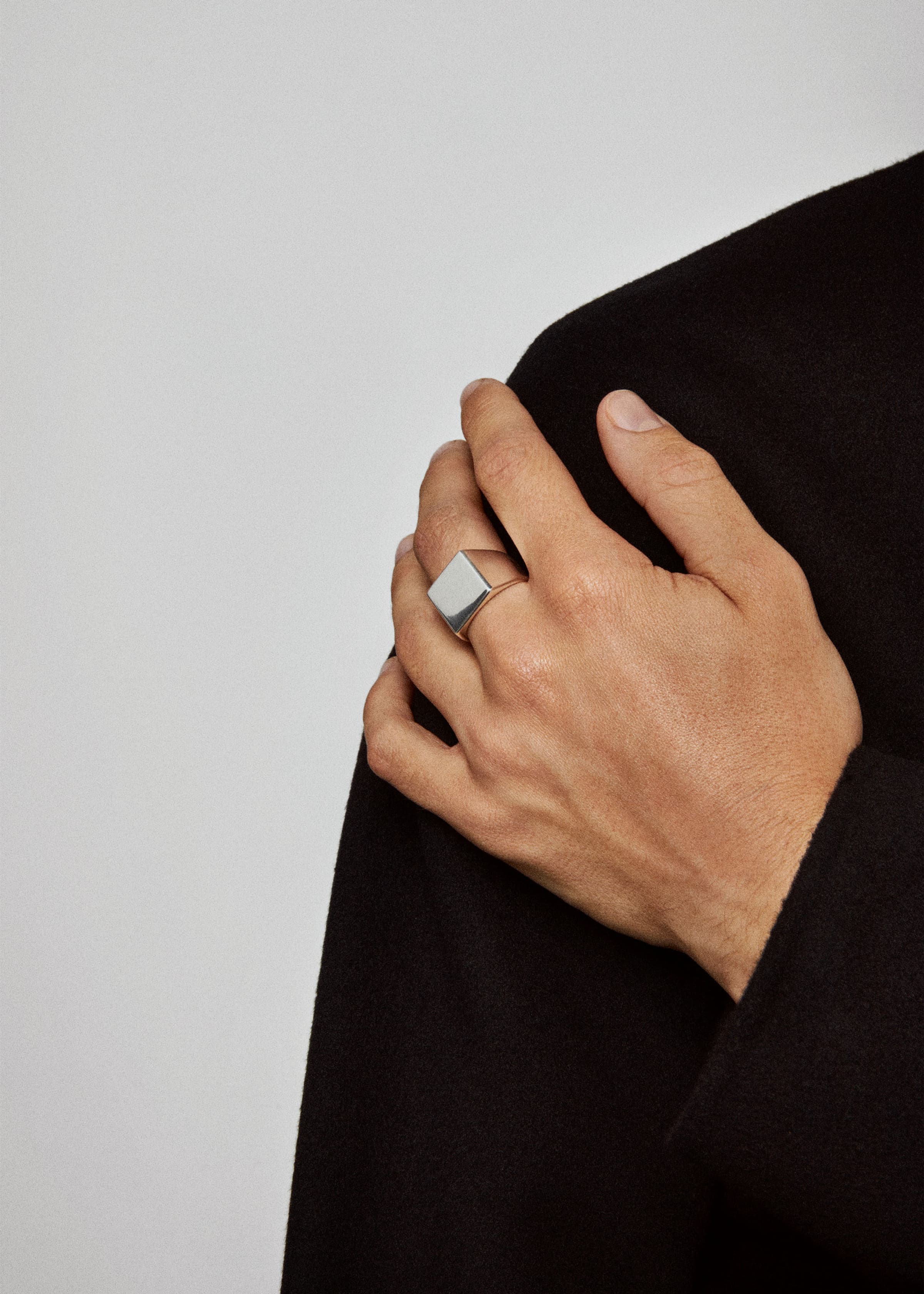 Ring 03